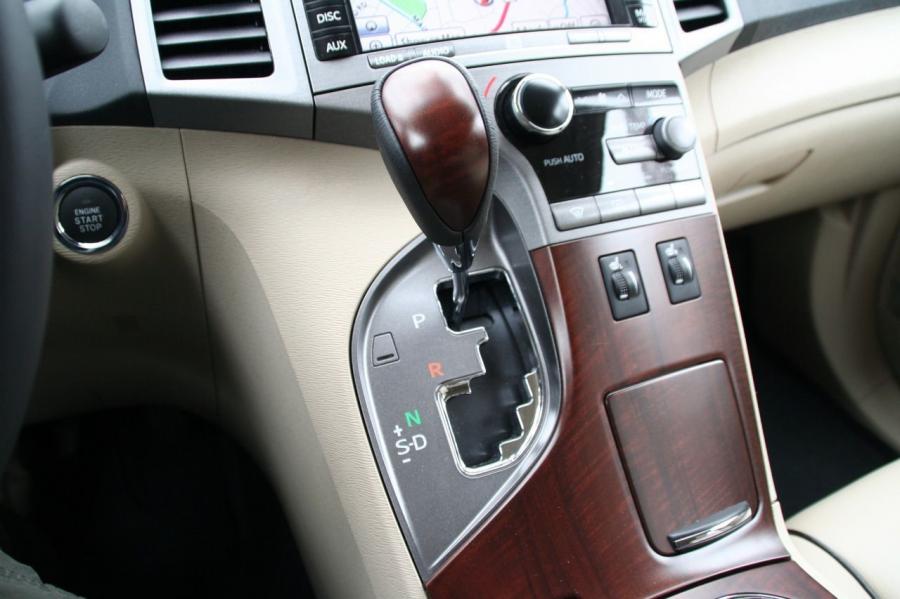  Toyota Venza 2009 года  (фото 29 из 95)
